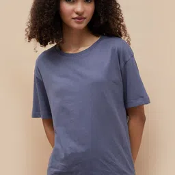 Fame Forever by Lifestyle Women Pockets T-shirt-picture-8