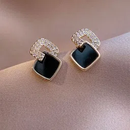 AGARWALPRODUCT Rectangle Studs Earrings-48