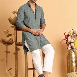 Jompers Men Embroidered Regular Sequinned Kurta with Pyjamas-13