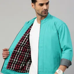 VOXATI Men Colourblocked Sporty Jacket with Patchwork-image-35