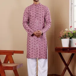 Rawayi Men Floral Printed Sequinned Kurta-image-24