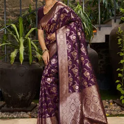 Varanga Ethnic Motifs Woven Design Zari Banarasi Saree-image-94