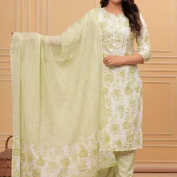 SHALIG Women Floral Printed Knee Length Straight Kurta with Trousers & With Dupatta-image-17