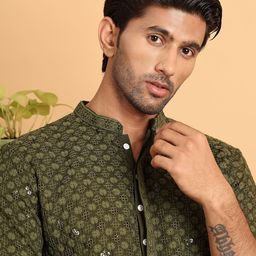 Jompers Men Floral Embroidered Sequinned Straight Kurta-picture-37