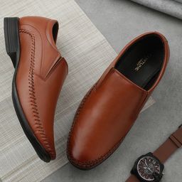 Liberty Men Solid Slip-On Loafers-picture-5