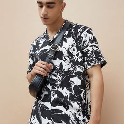 Fame Forever by Lifestyle Men Slim Fit Cuban Collar Floral Printed Casual Shirt-picture-33