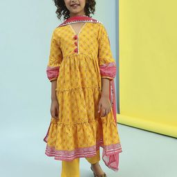 Biba Girls Bandhani Printed Tiered Gotta Patti Pure Cotton Kurta with Trousers & With Dupatta-picture-24