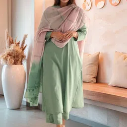 DIVASTRI Women V-Neck Kurta with Palazzos & Dupatta-image-1