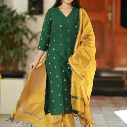 GoSriKi Women Geometric Printed Kurta with Trousers & Dupatta-15