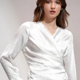 ESPYR By Tokyo Talkies Women V-Neck Flared Sleeve Wrap Top-image-27