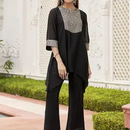 Anouk Women Black Embroidered Tunic & Trousers Co-Ord Set-picture-12