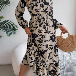 StyleCast x Revolte Floral Print A-Line Midi Dress-image-28