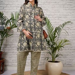 angloindu Women Floral Printed Tiered Pure Cotton Kurta with Trousers-image-85