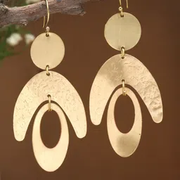 Moedbuille Gold-Plated Oval Shaped Drop Earrings-15