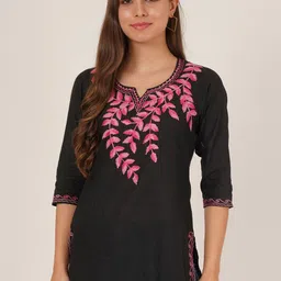 Brownverse Women V-Neck Embroidered Cotton Top-image-6