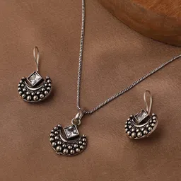 VENI 92.5 Silver-Plated Stone-Studded Oxidised Jewellery Set-12