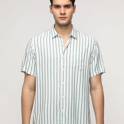 Crocodile Men Comfort Spread Collar Vertical Striped Cotton Casual Shirt-image-46