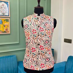 JAIPURI CROWN Men Printed Nehru Jacket-image-100