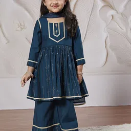 VASTRAMAY Girls Geometric Printed Round Neck Regular Kurta With Palazzo With Dupatta-image-89