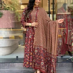 PARNAVI Floral Printed V-Neck Pure Cotton Anarkali Kurta With Trousers & Dupatta-picture-51