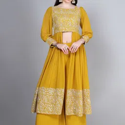 Glomee Embroidered Top & Palazzos Co-Ord Set-picture-11