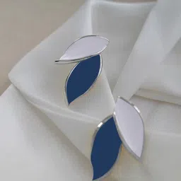 FIMBUL Silver-Plated Antique Leaf Shaped Studs-16