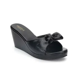 Truffle Collection PU Wedge Sandals with Bows-40