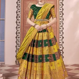DIVASTRI Semi-Stitched Lehenga & Unstitched Blouse With Dupatta image 3