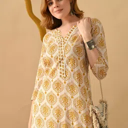 Jasoriya Women Floral Printed V-Neck Pure Cotton Straight Kurta-picture-30