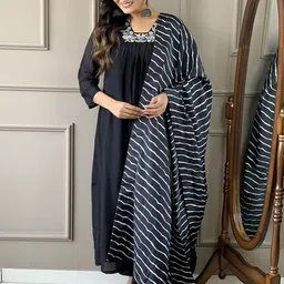 HERE&NOW Women Embroidered A-Line Kurta with Trousers & Dupatta-picture-18