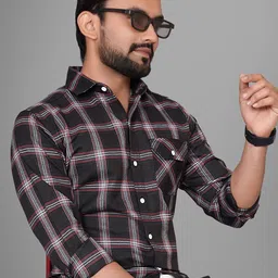 Metronaut Men Regular Fit Spread Collar Tartan Checked Cotton Casual Shirt-image-96