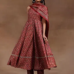 Libas Floral Printed Regular Anarkali Kurta with Trousers & Dupatta image 5