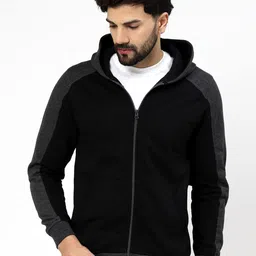 Kalt Men Colourblocked Sweatshirt-image-77
