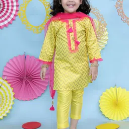 KID1 Girls Geometric Printed Kurti with Pyjamas & Dupatta-image-73