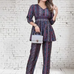 KANUDA Women Black Poly Crepe Kurta Sets-picture-25