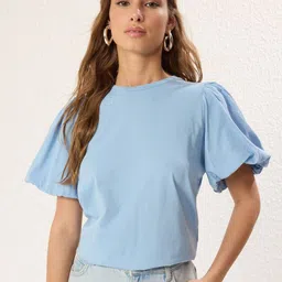 Trendyol Women V-Neck Drop-Shoulder Sleeves Pockets T-shirt-image-39