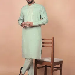 Ethnico by laxmi Men Embroidered Regular Thread Work Kurta with Pyjamas image 5
