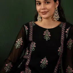 Sangria Printed A-Line Kurta With Trouser & Shrug image 2