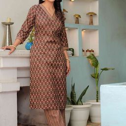 KALINI Floral Printed V-Neck Pure Cotton Kurta with Palazzos-21