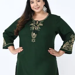 VAAMII Ethnic Motifs Embroidered Kurti-48