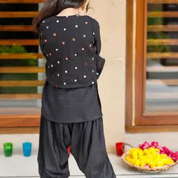 Thread & Button Girls Regular Kurta with Salwar image 3