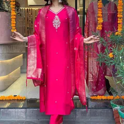 GoSriKi Women Floral Embroidered Regular Kurta with Trousers & With Dupatta-picture-28