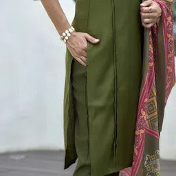 SHREE LAXMINARAYAN EXPORT Women Regular Liva Kurta with Trousers & With Dupatta image 3