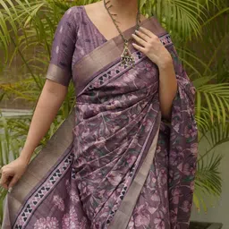 KALINI Floral Zari Saree With Blouse Piece-18
