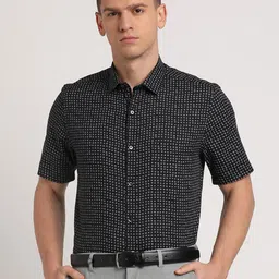 Turtle Men Standard Spread Collar Micro Ditsy Printed Lyocell Formal Shirt-image-70