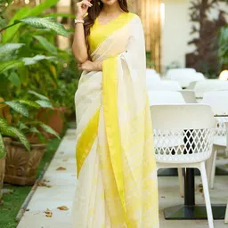 AMRUTKALA SAREES Floral Woven Design Zari Banarasi Saree-image-48