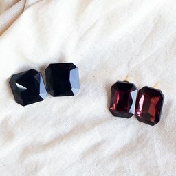 BeAbhika Set Of 2 Glass Crystal Diamond Shaped Studs Earrings-18