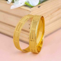 Zeraki Jewels Set Of 2 Gold Plated Varnika Bangles-image-78