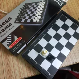 Lightweight Foldable Chess Set with Magnets Educational Board Games-22