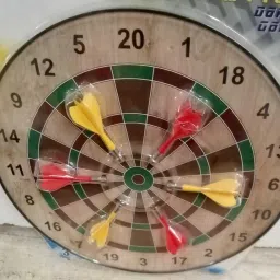 floweraura MAGNETIC DART GAME 35 cm Dart Board image 3